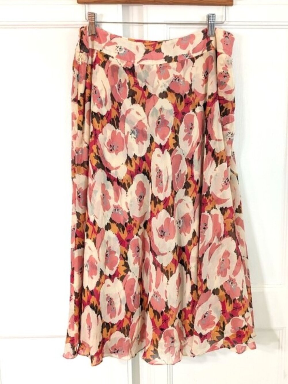 Like New Jones New York 100% Silk Pink and Cream Floral A-Line Skirt Size 12